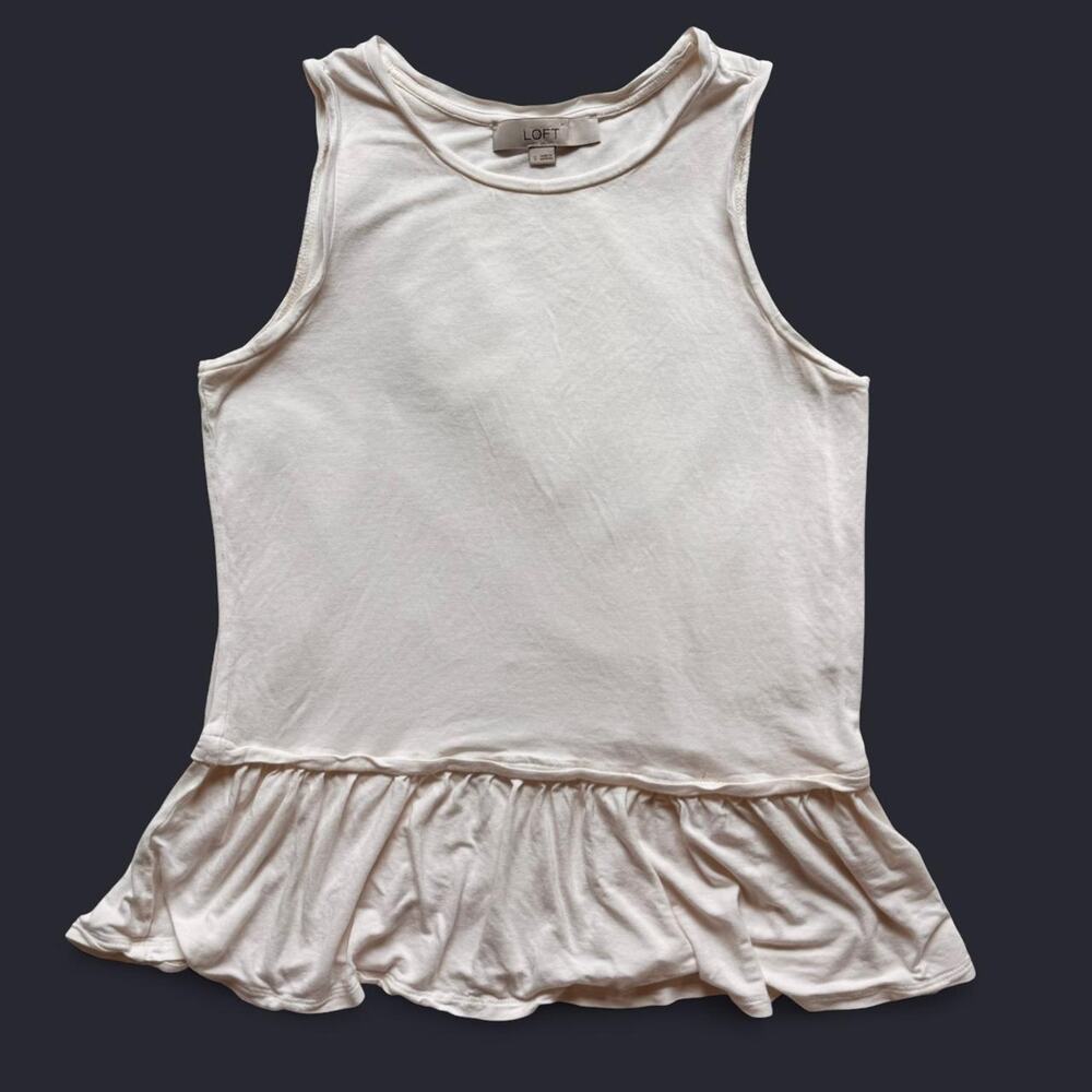 Loft White slouchy tank top ruffle hem sz S‎ rayon basics casual cottagecore